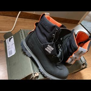 Almost newly pair of Nature needs heros timberland